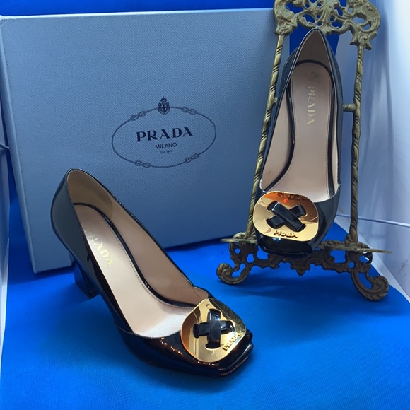 👠 🔥 PRADA Unique Black Heels Size 36 pumps - Picture 1 of 9